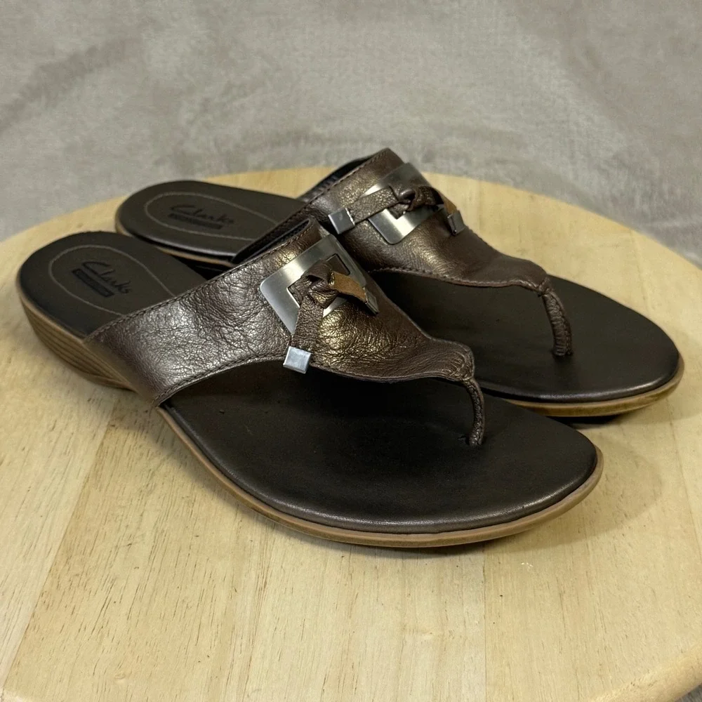 Clarks Collection Bronze Metallic Leather Thong Wedge Sandals Womens 10 26108928